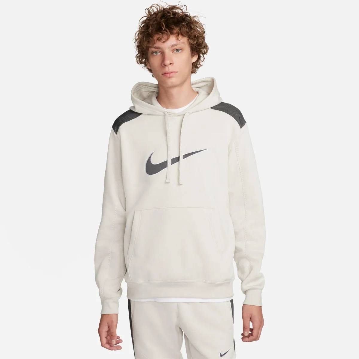 Nike Sportswear Men's Fleece Hoodie - Imagen 2