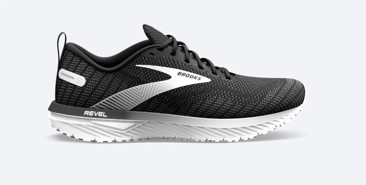 Brooks Revel 6