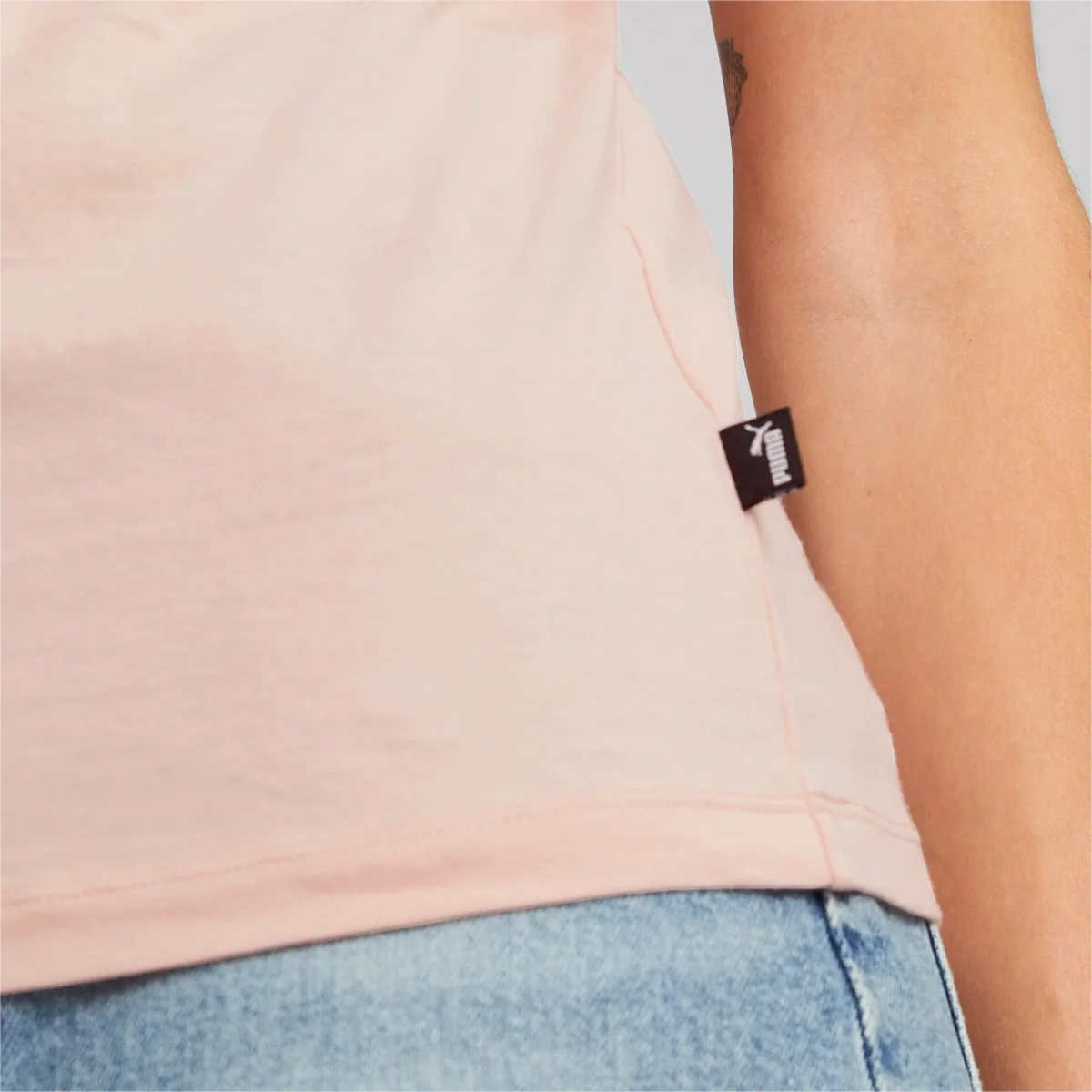 Puma Essential+ Embroidery Tee - Imagen 6