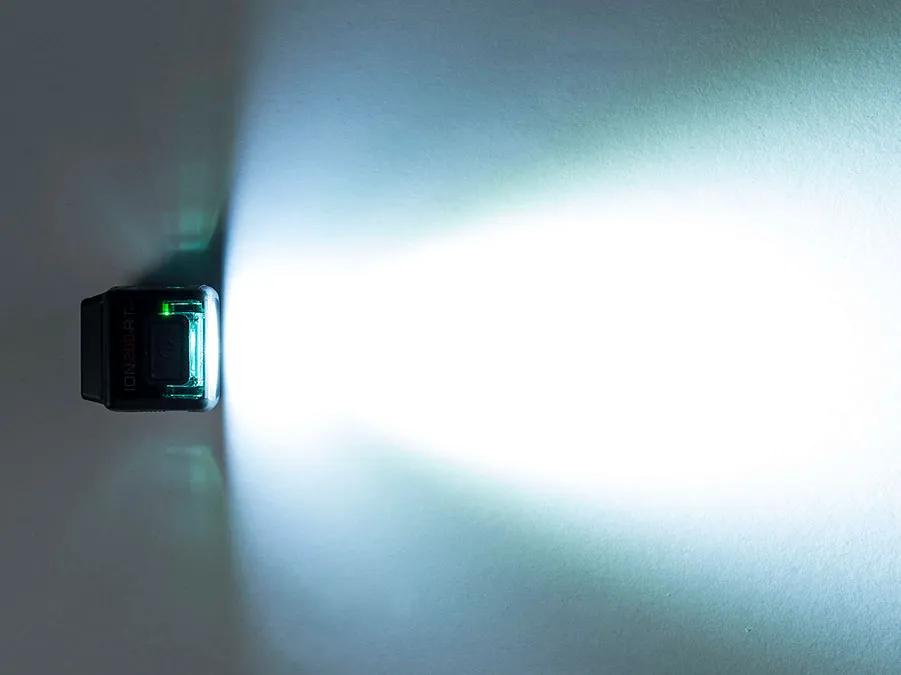 Luz de bicicleta delantera Bontrager Ion 200 RT - Imagen 3